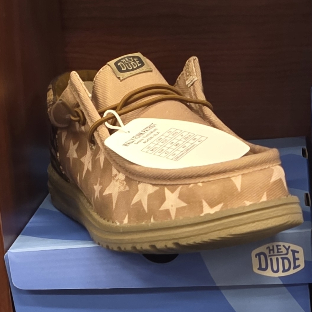 HEYDUDE Wally Funk PatriotShop - Picture 3 of 3